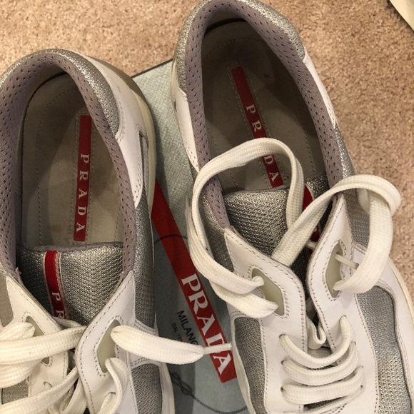 Men’s Prada shoes - Picture 2 of 5